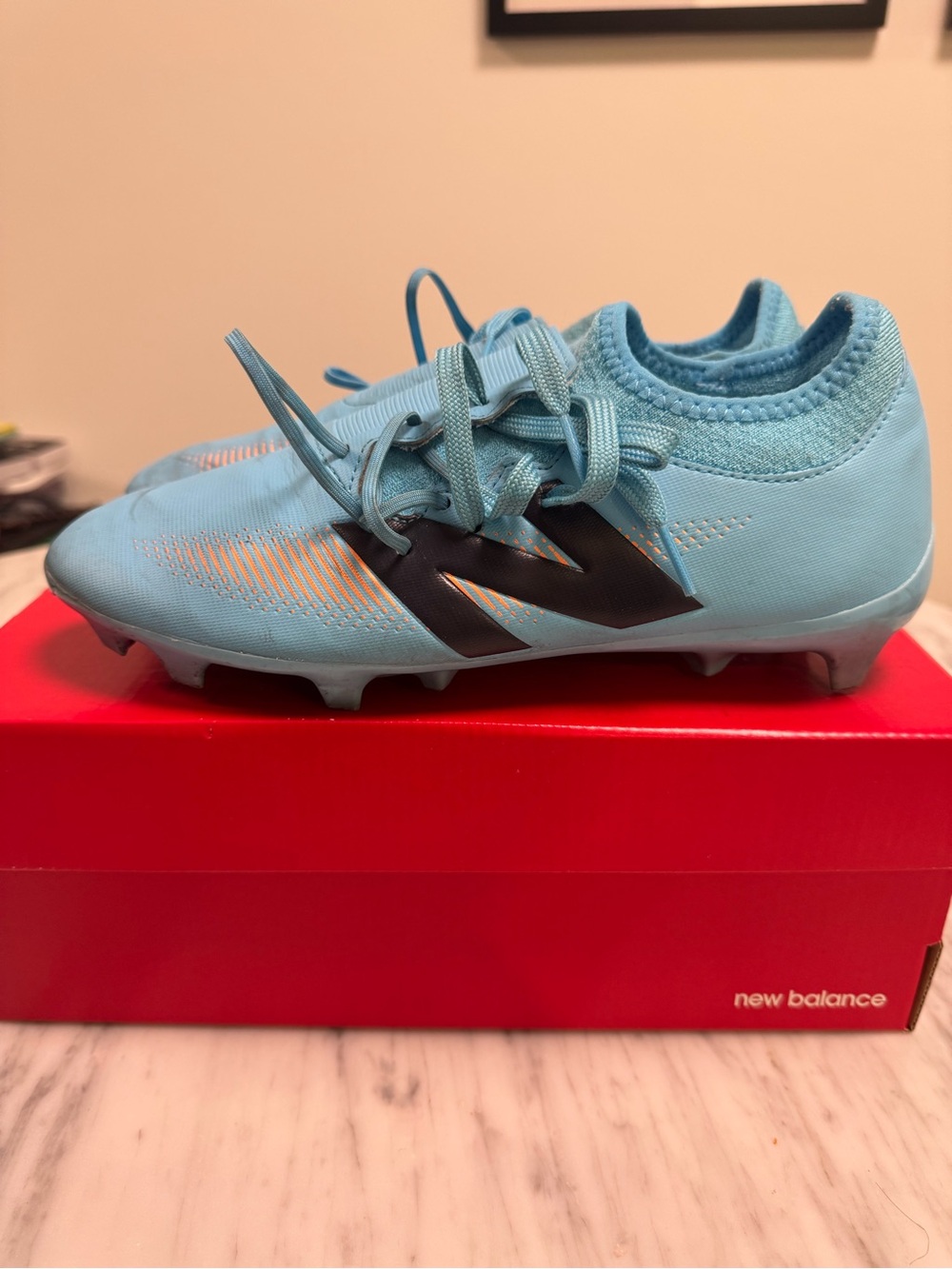 New Balance Mens’ Furon V7+ Dispatch Firm Ground Lightweight Soccer Cleats